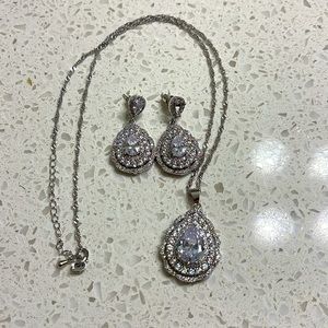 LIMITED TIME ONLY ! 40% OFF
925 Silver Stunning CZ Necklace and Earring Set